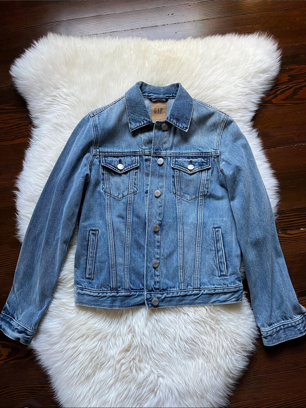 GAP Women's Medium Blue Denim Jacket